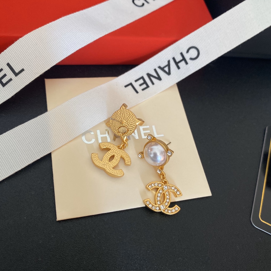 A203 Chanel earring 108569