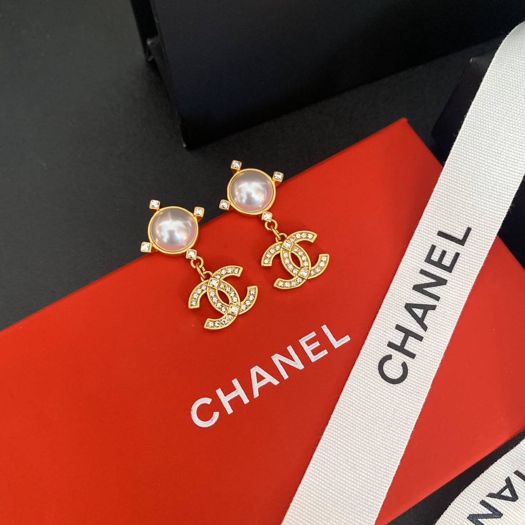 A203 Chanel earring 108569