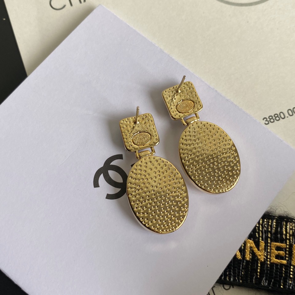 A441 Chanel earring 108572