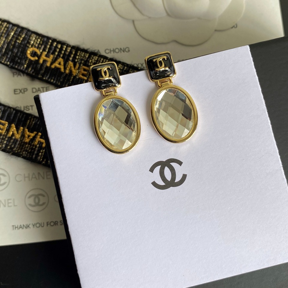 A441 Chanel earring 108572