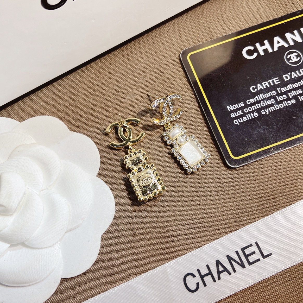 A673    Chanel earring 108581