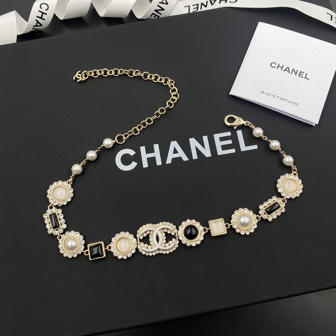 B315 Chanel necklace 108278