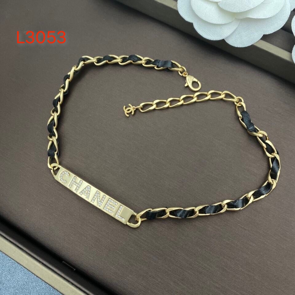 Chanel necklace 108406