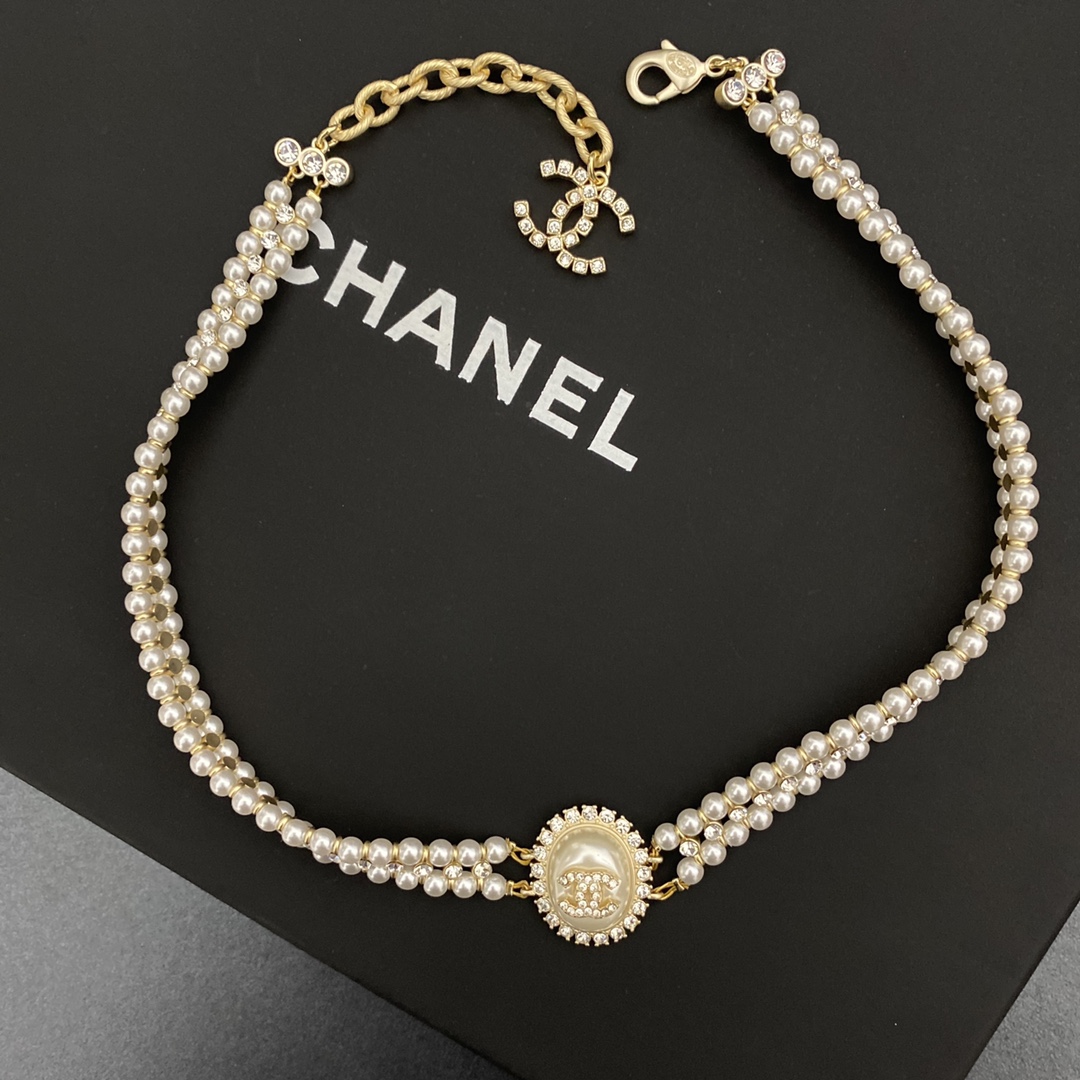 B023 Chanel choker necklace 104498