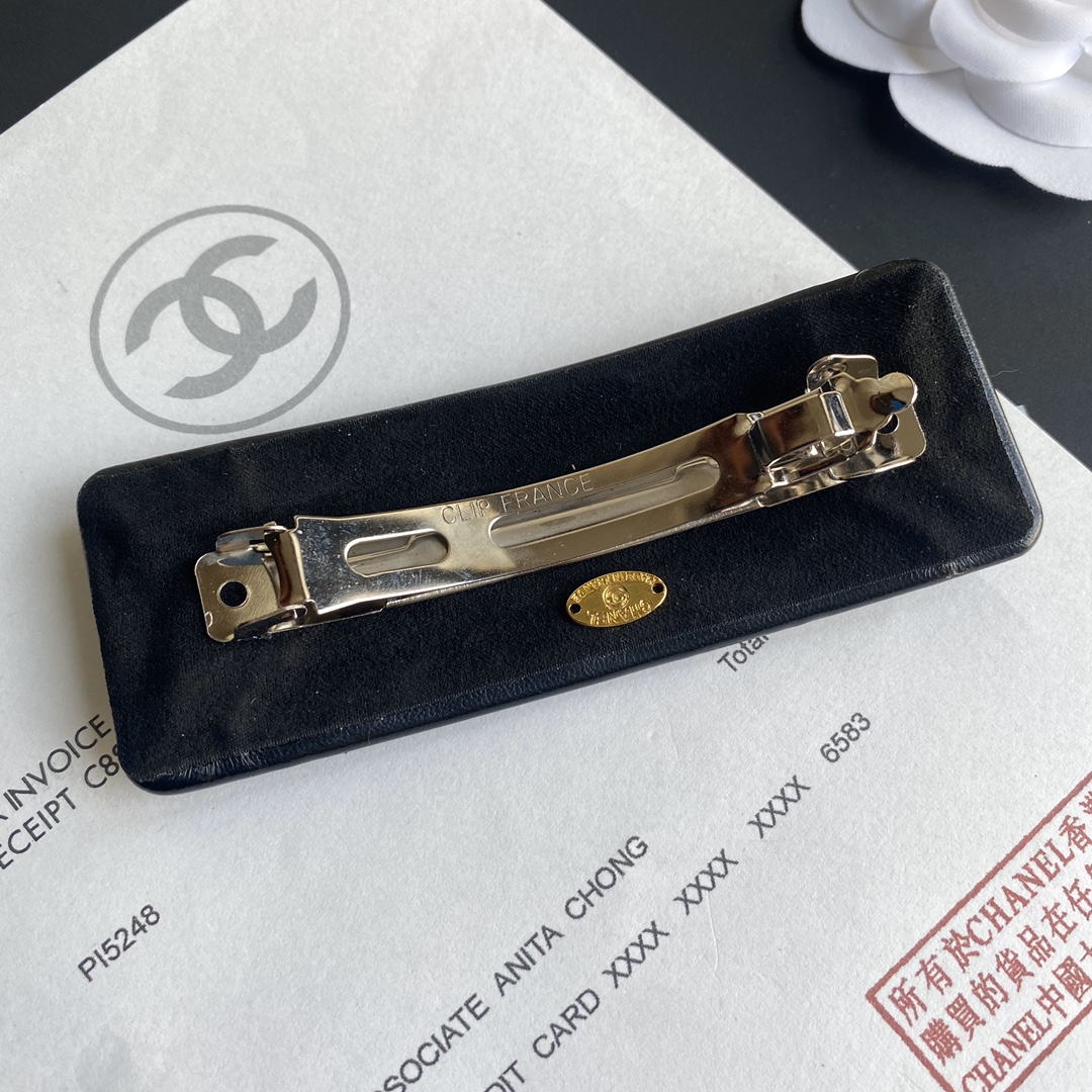 Chanel hairclip 108290