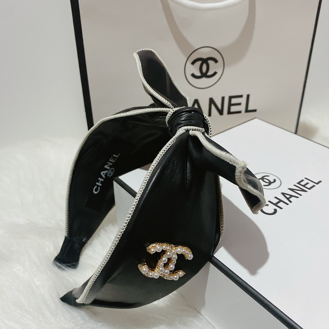 FG4018  Chanel hairhoop 108490