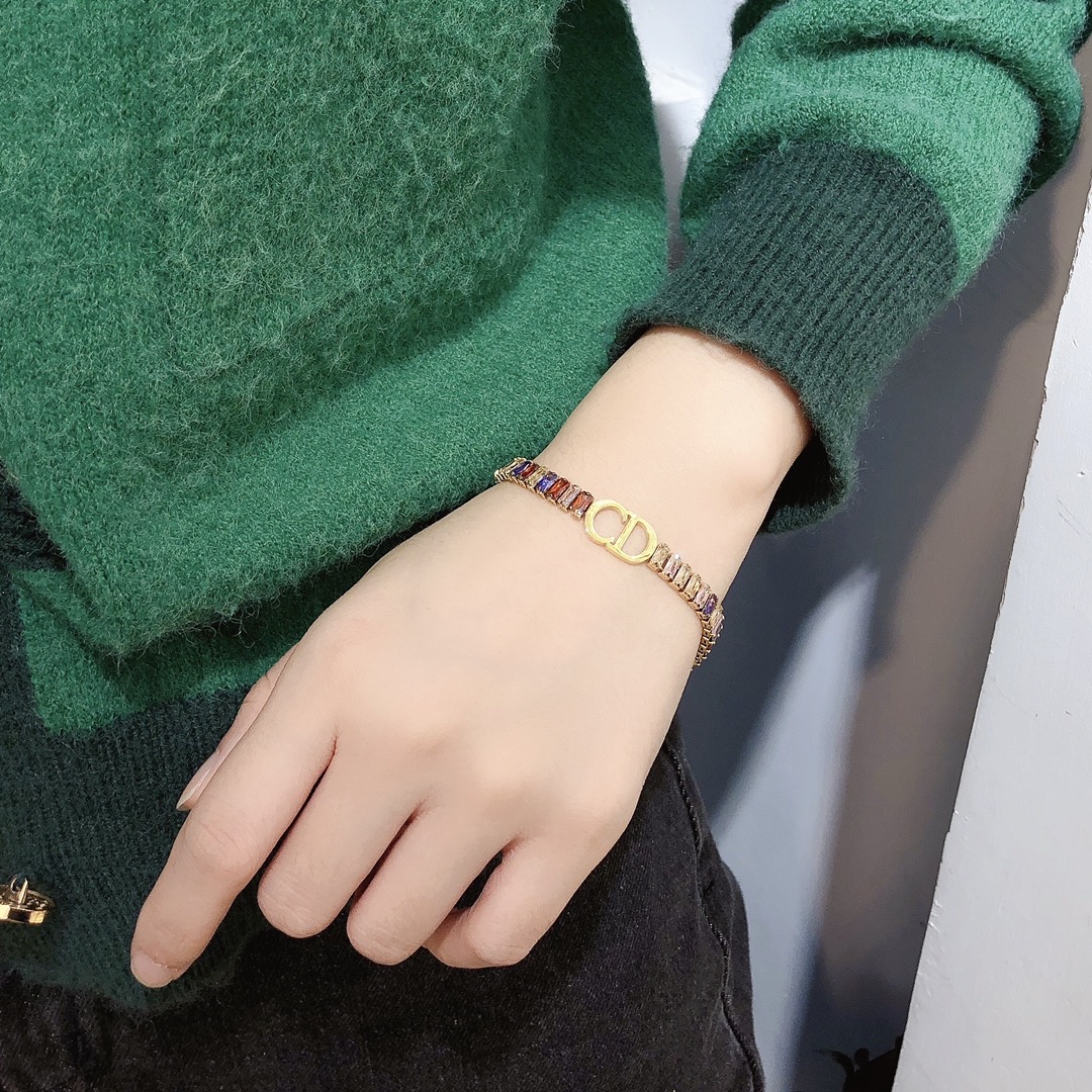 L098   Dior bracelet 108585