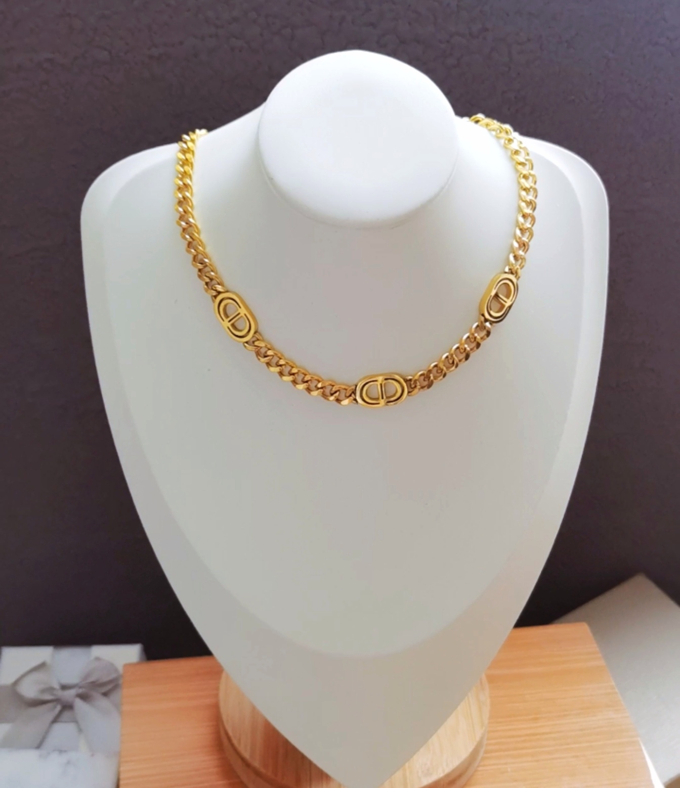 Dior necklace 108431