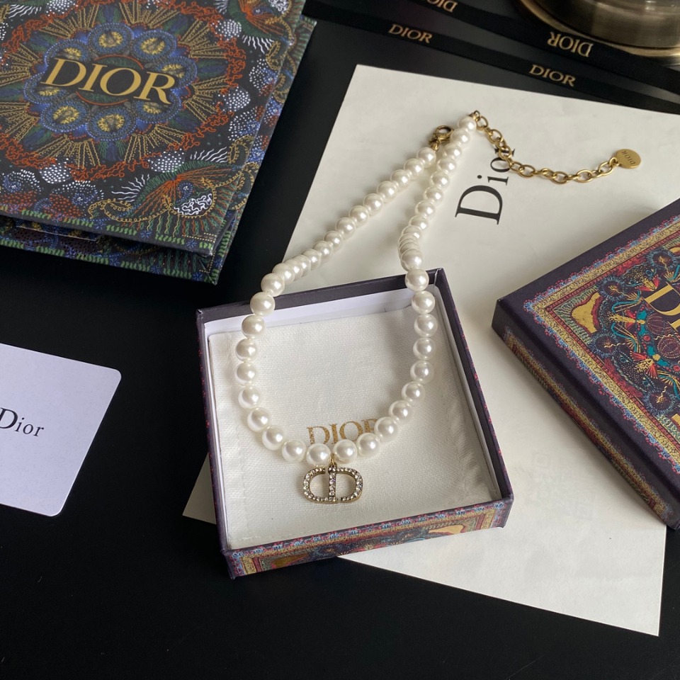 B113 Dior necklace 108505