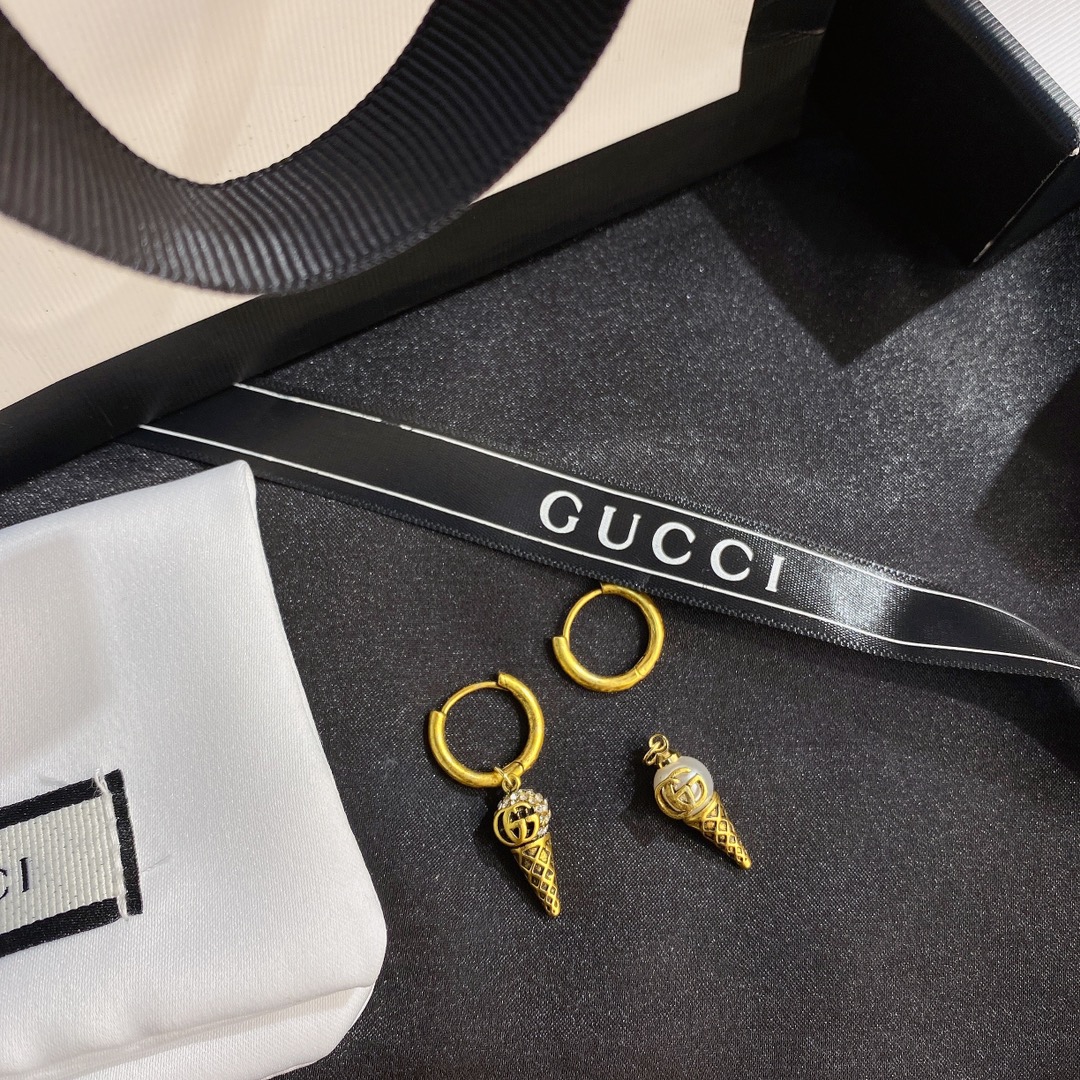 A701     Gucci earring 108594