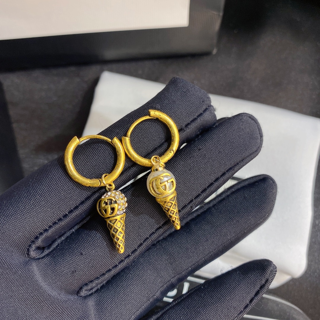 A701     Gucci earring 108594