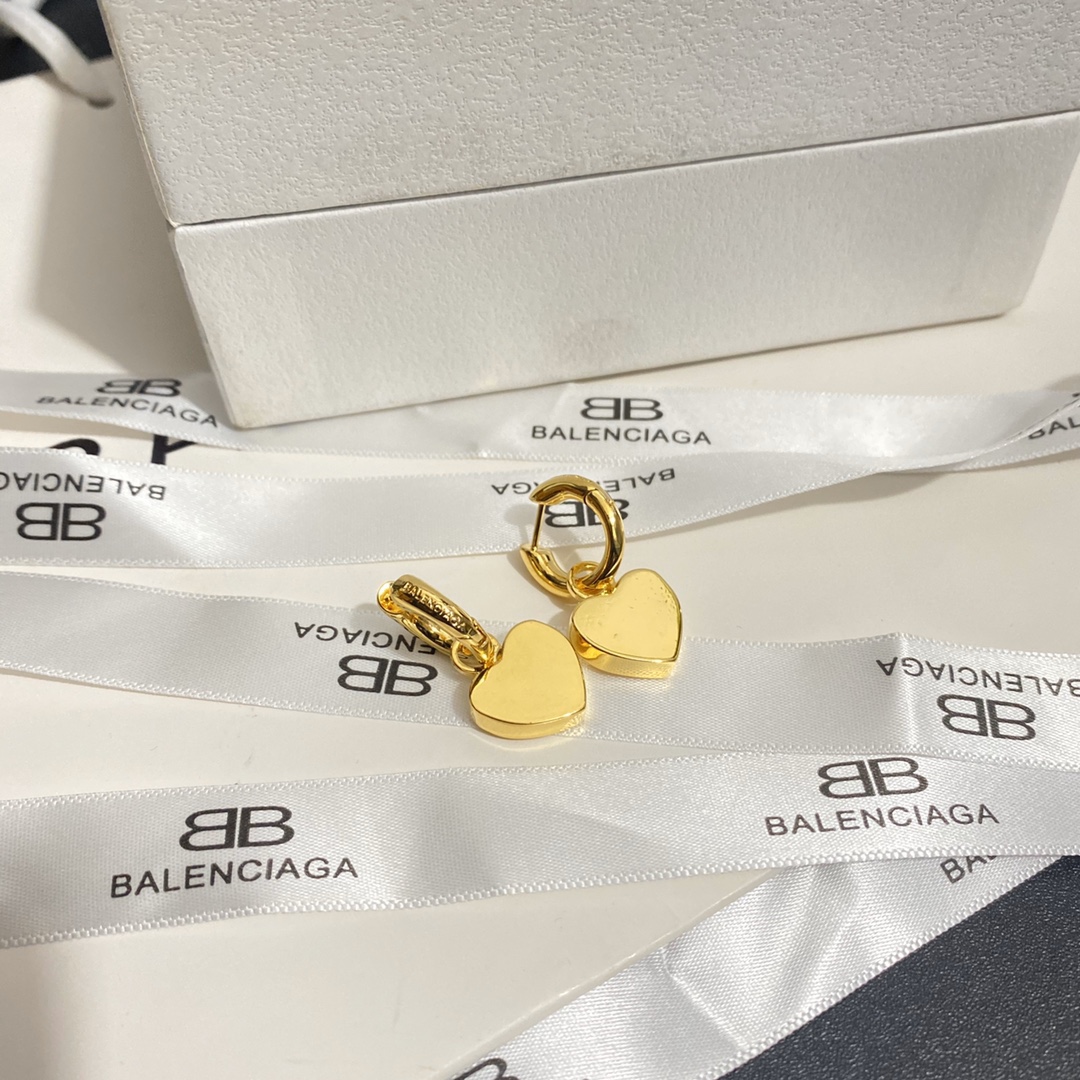 A824 Balenciaga earring 108234