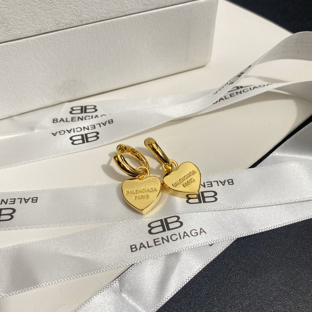 A824 Balenciaga earring 108234