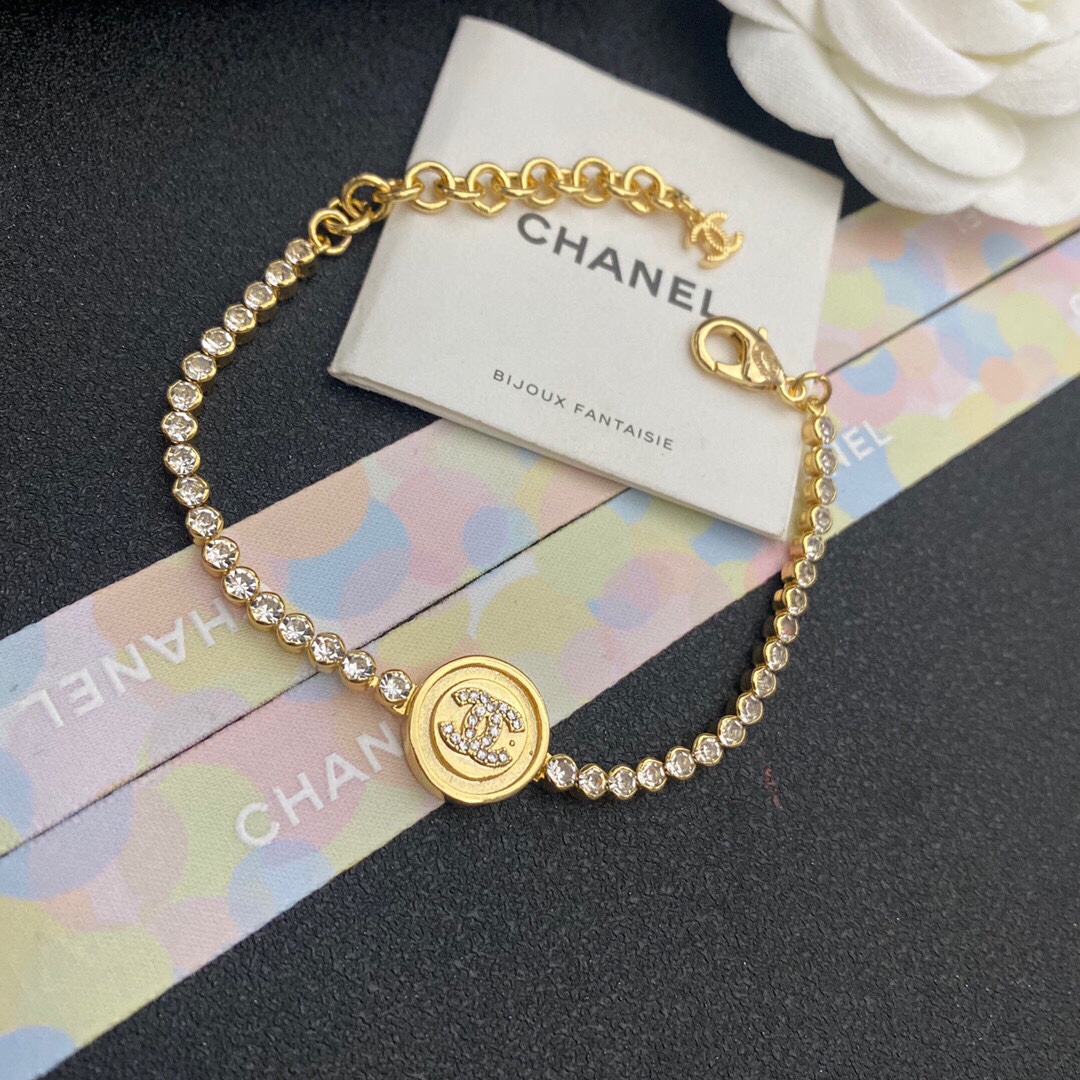 Luxury Chanel bracelet instafashion 108613