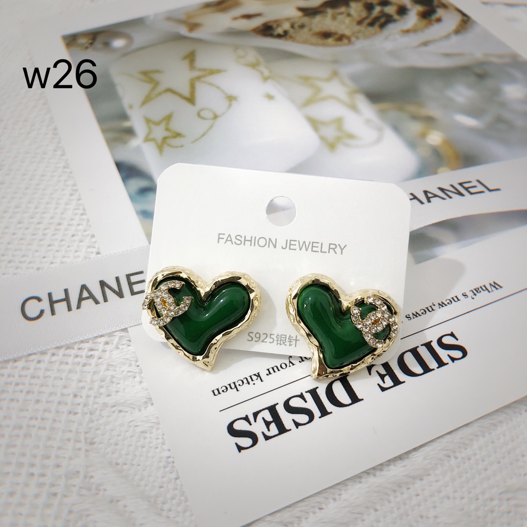 Chanel pearls crystal earring 107560