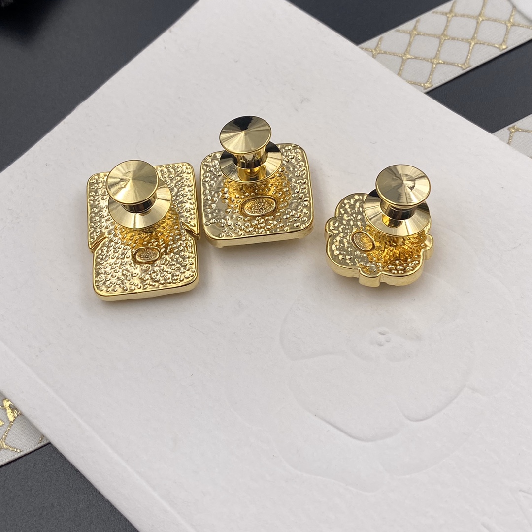 C068 Chanel mini brooch 3in 1set 108667