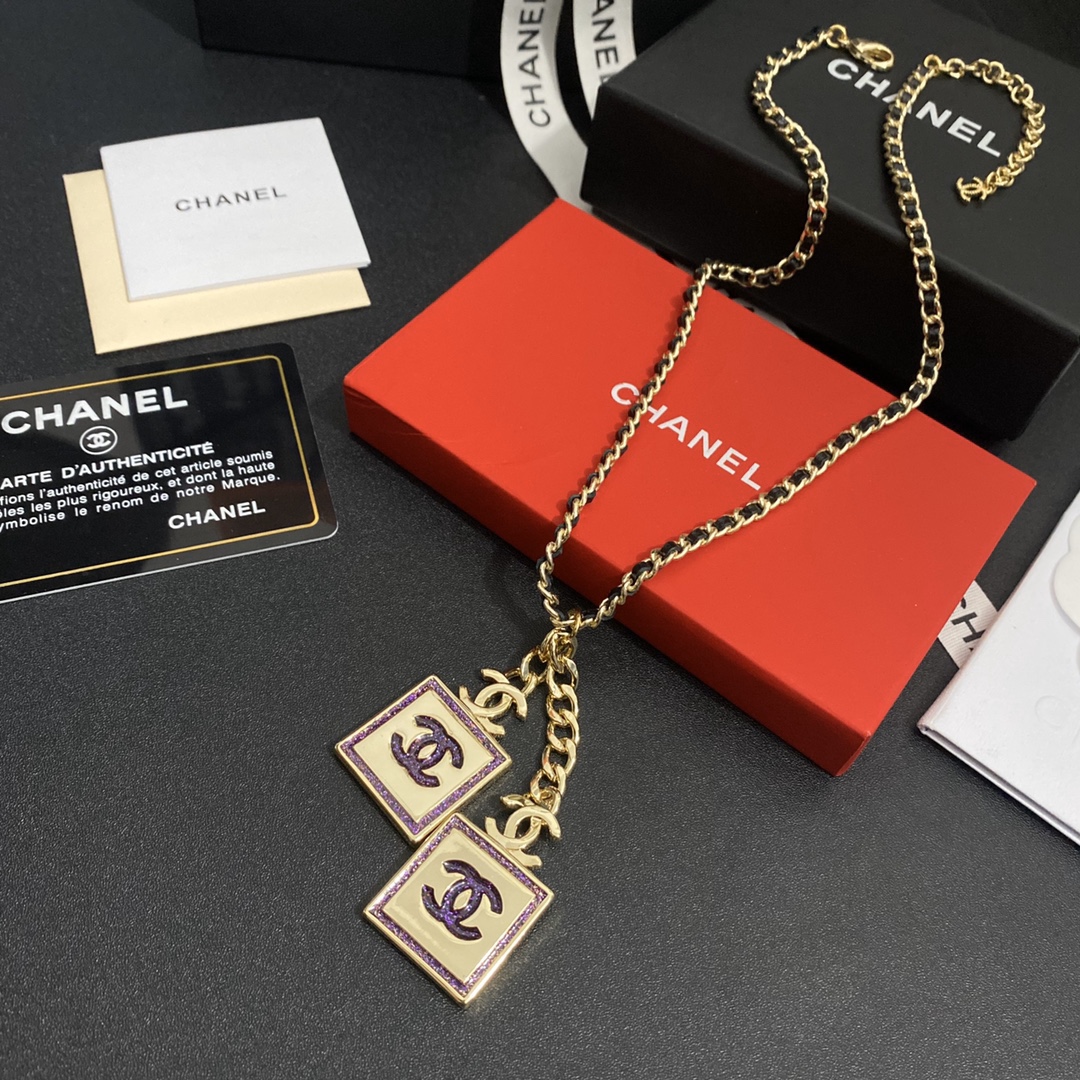 B009 Chanel necklace 108653
