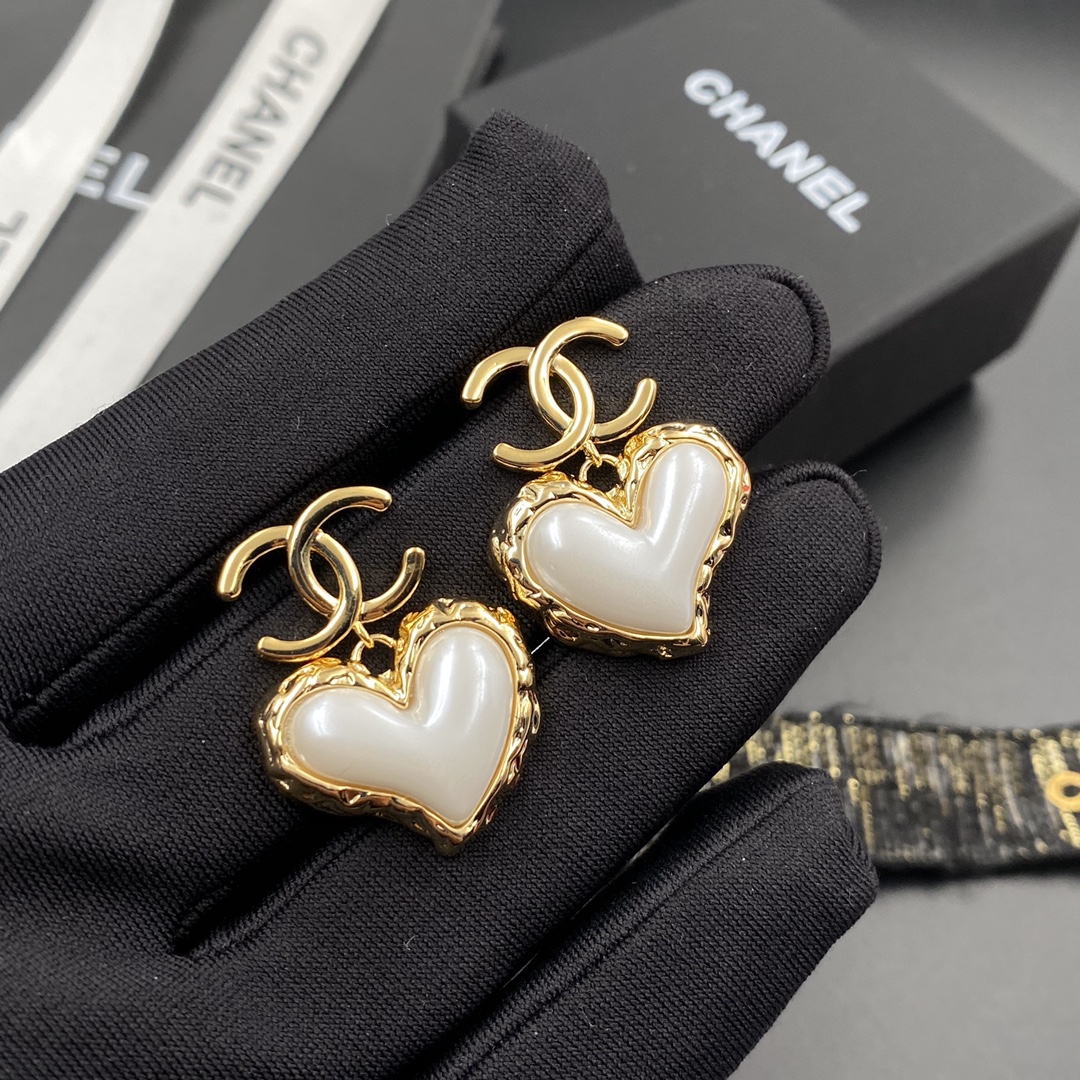 A564 Chanel earring 108649