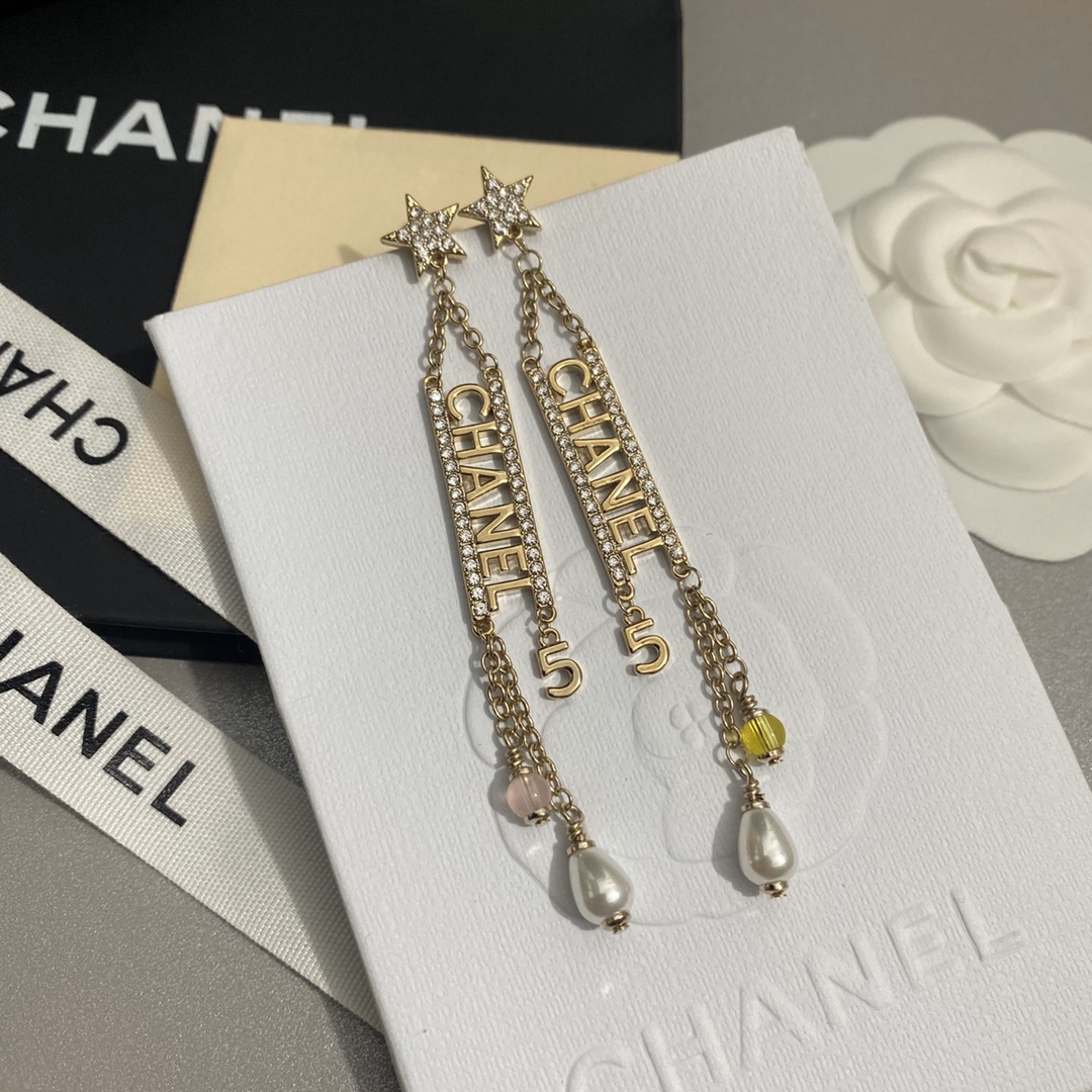 A405 Chanel earrings 108794
