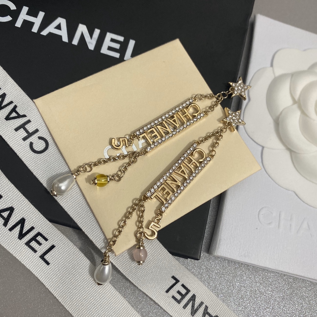 A405 Chanel earrings 108794