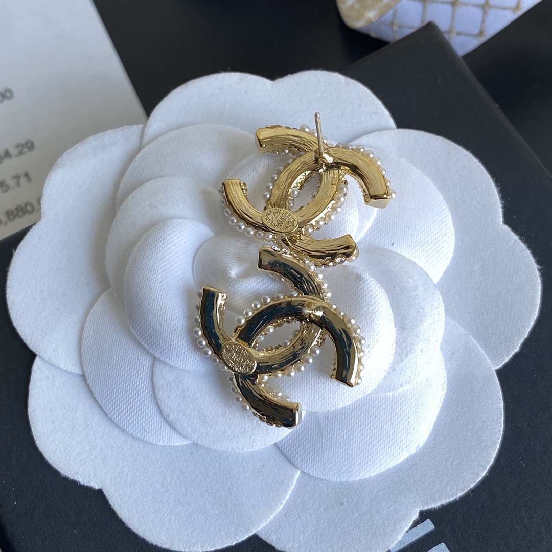 A883 Chanel earrings 108792