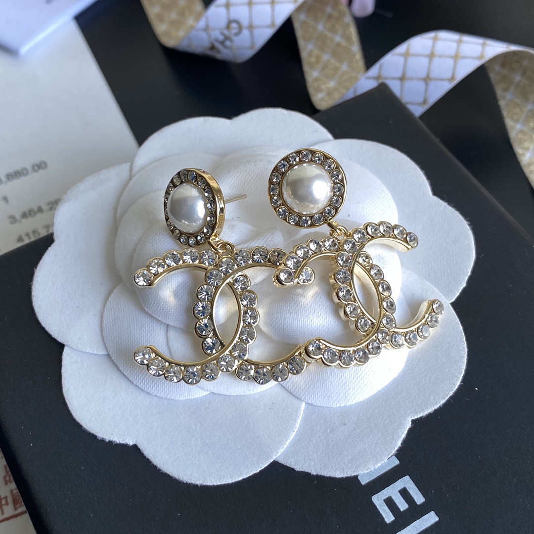 A785 Chanel earrings 108791