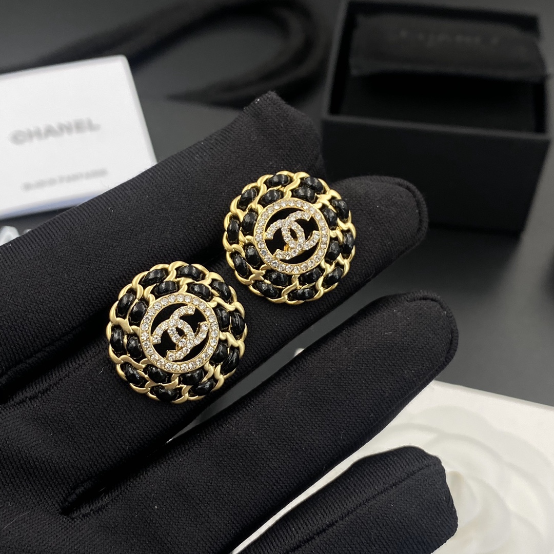 A759 Chanel earrings 108781