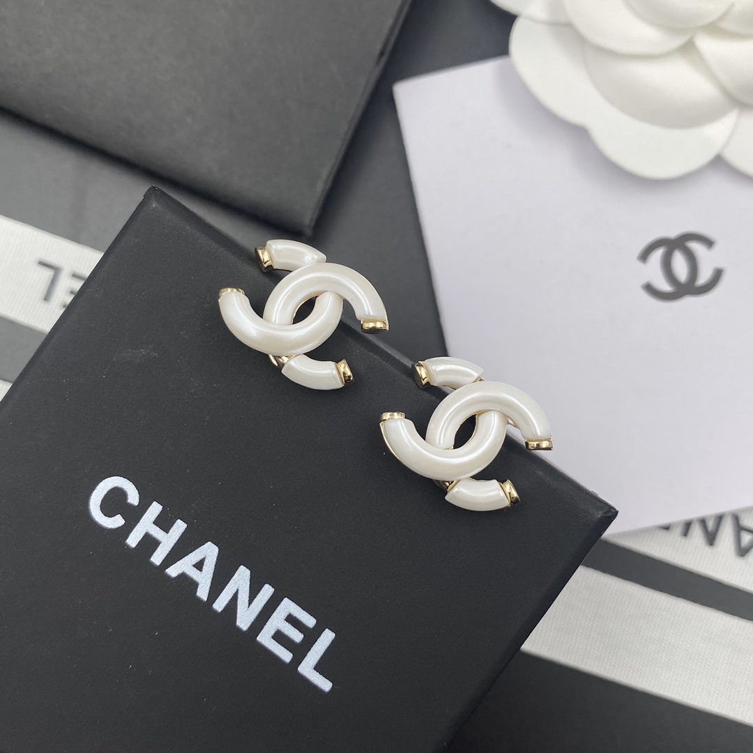A515 Chanel earrings 108776