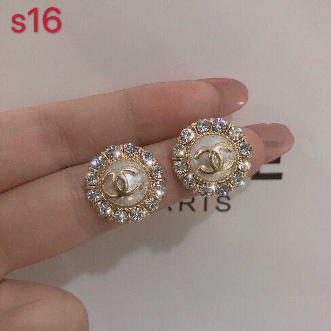 Chanel earrings 108767