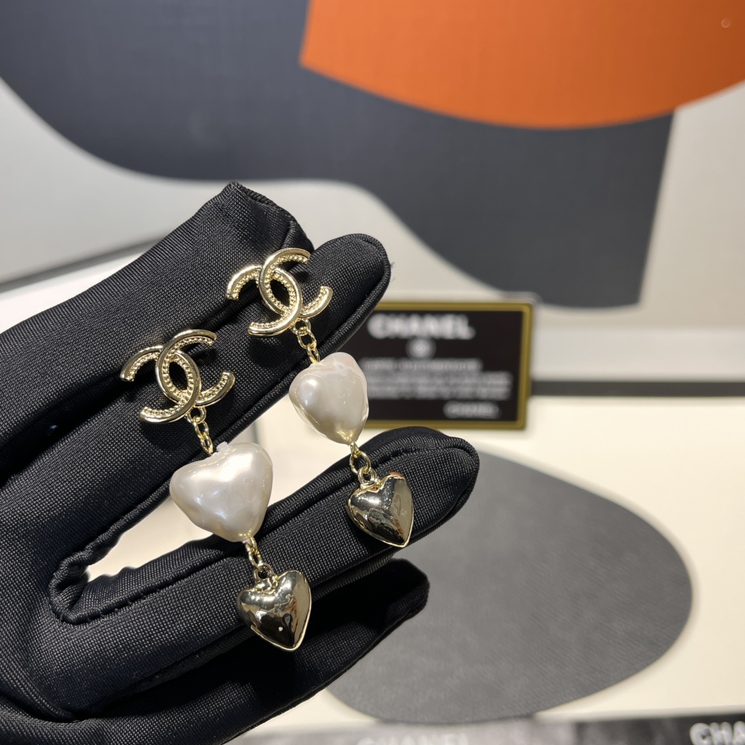 A707 Chanel earrings 108751