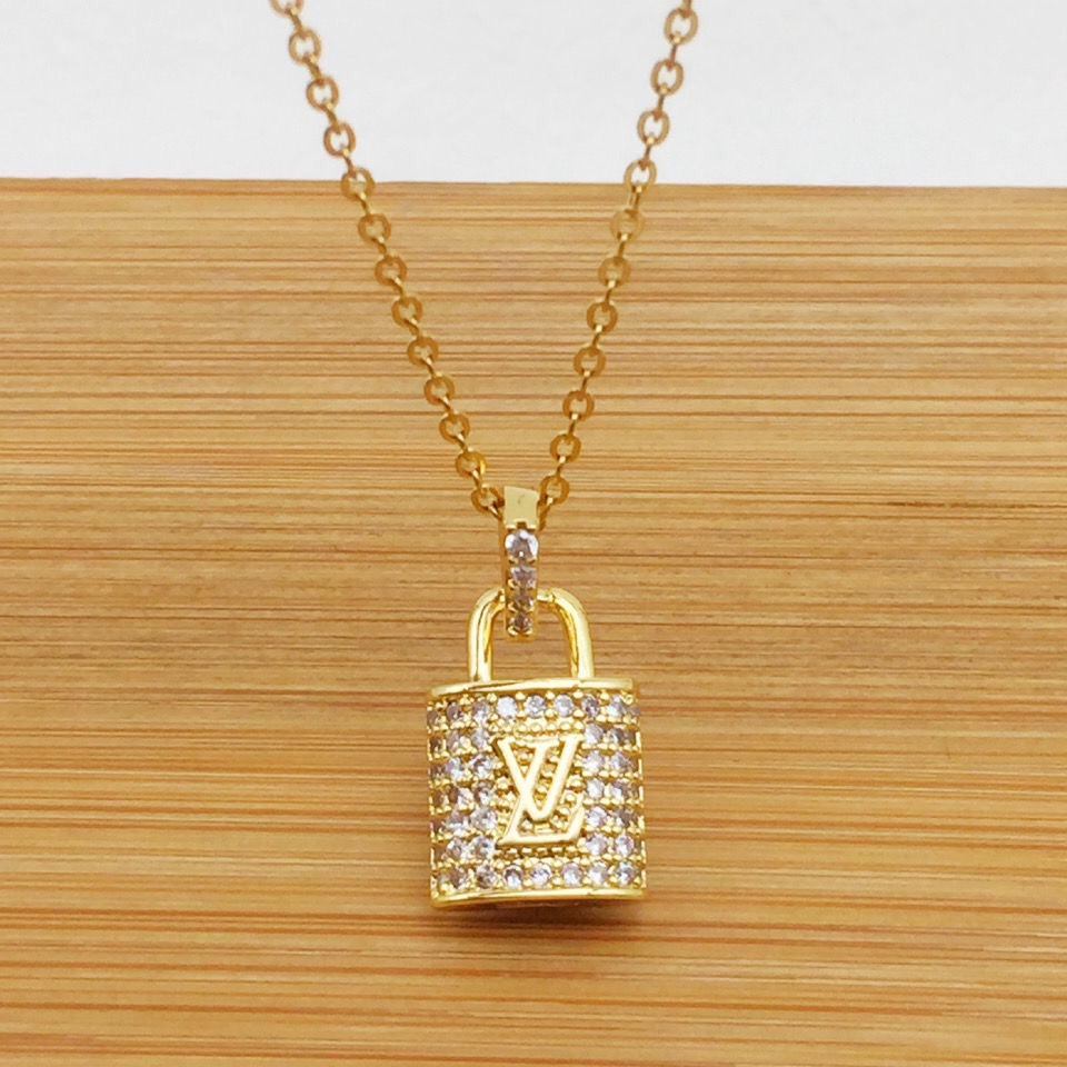 LV necklace 108854