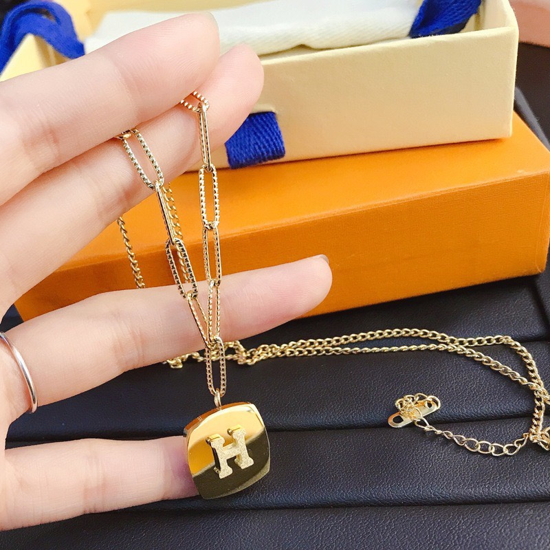 X435  H Hermes necklace 108744