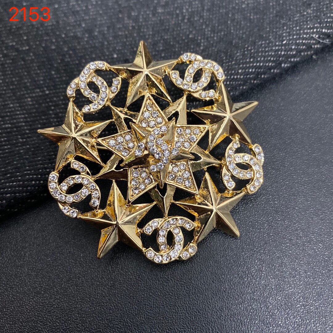 Chanel brooch 108739