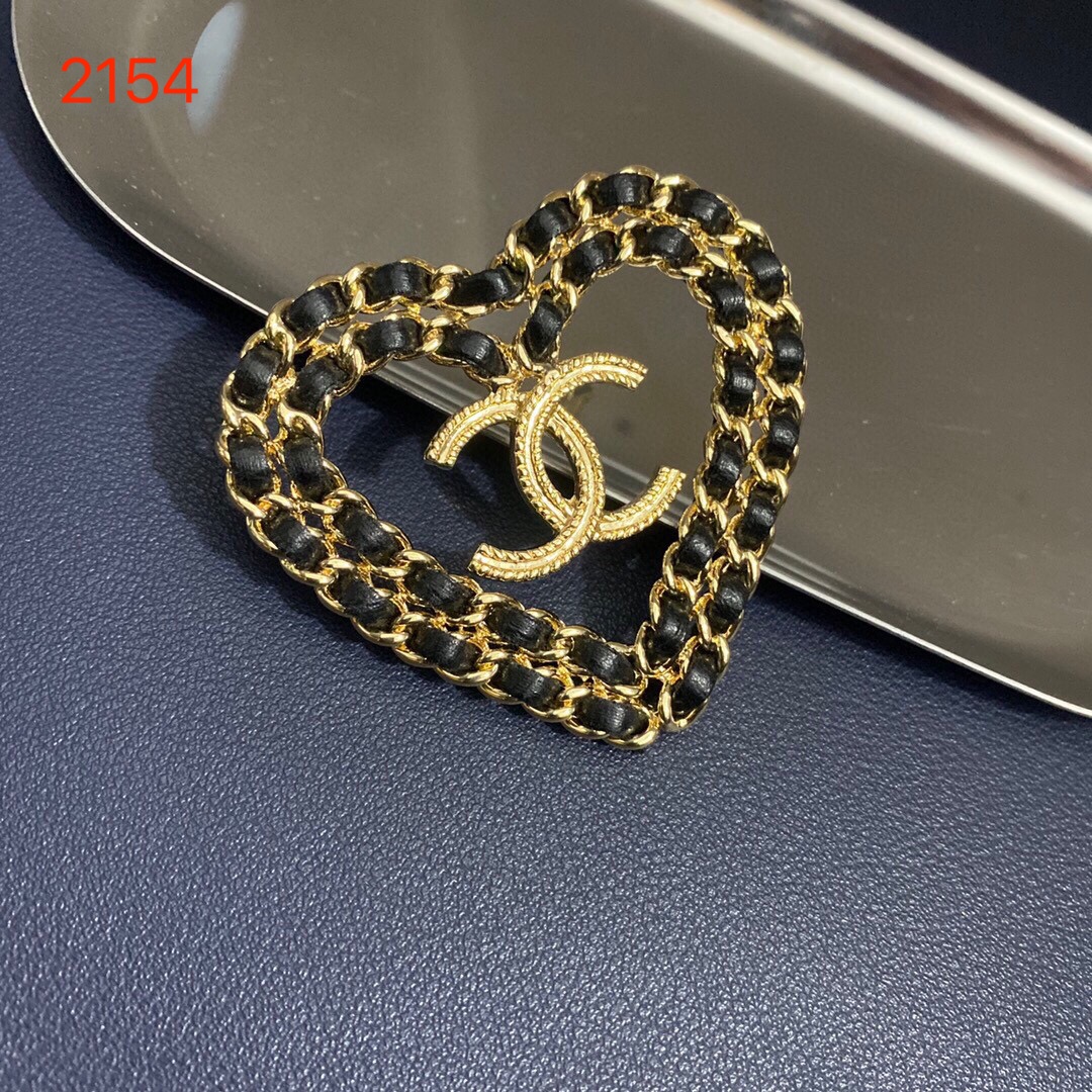 Chanel brooch 108738