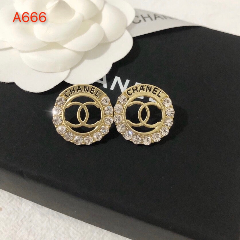 Chanel earrings 108736