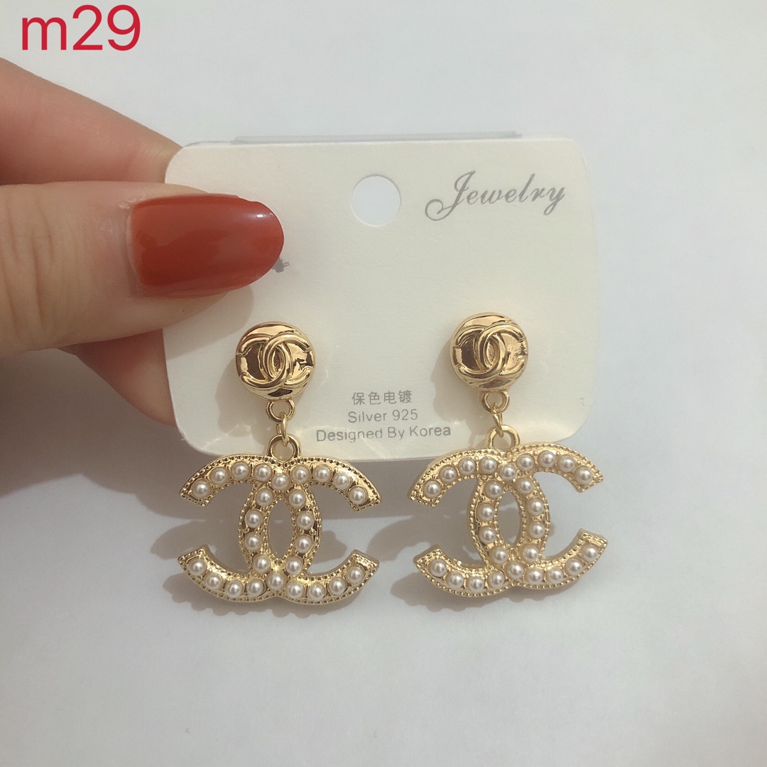 chanel earrings 108975