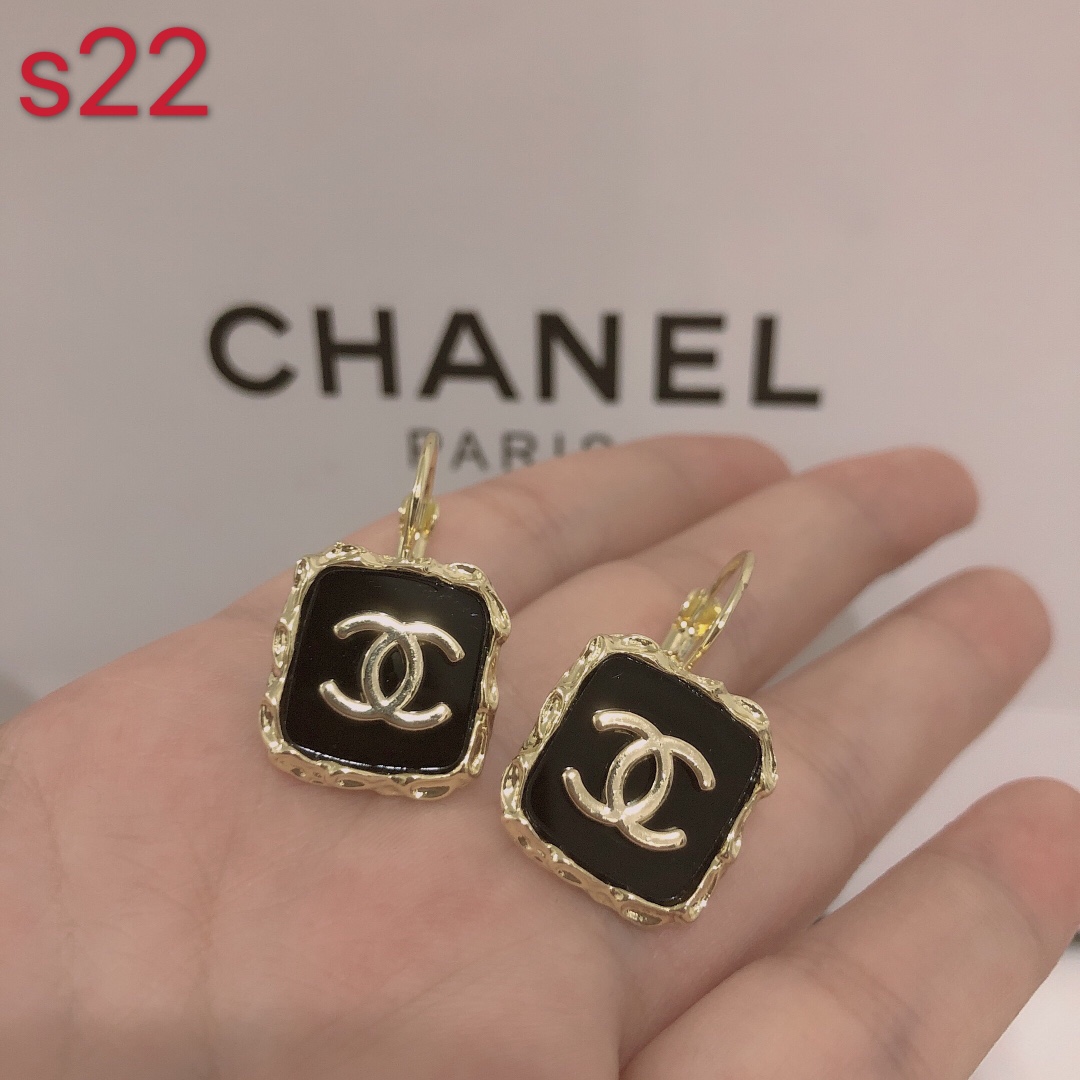 chanel earrings 108974
