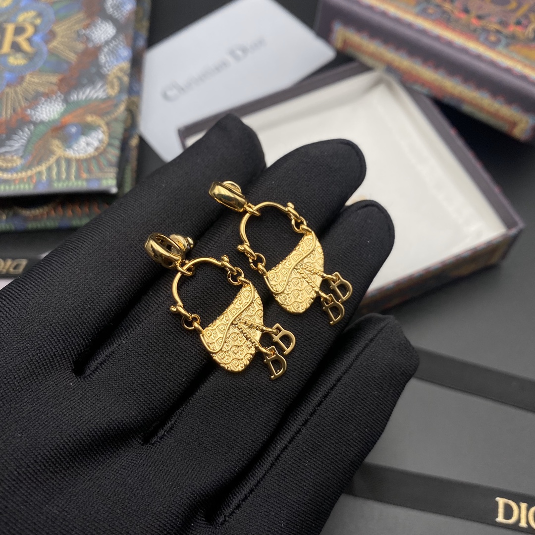 A540 Dior earrings 108931