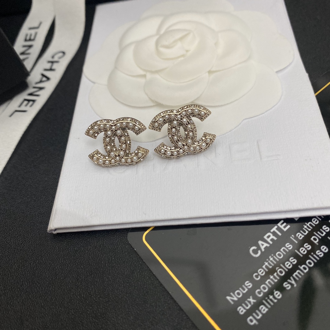 A133 Chanel earrings 107876