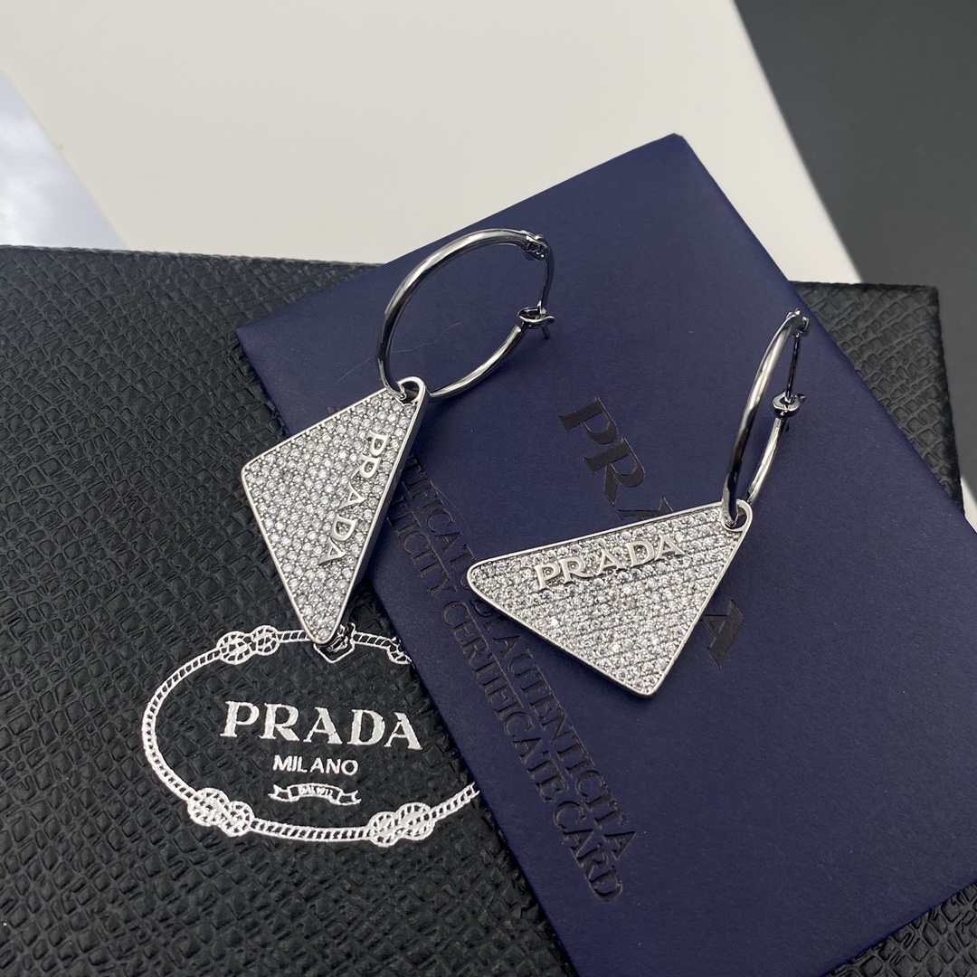 A918 PRADA  earrings 109116