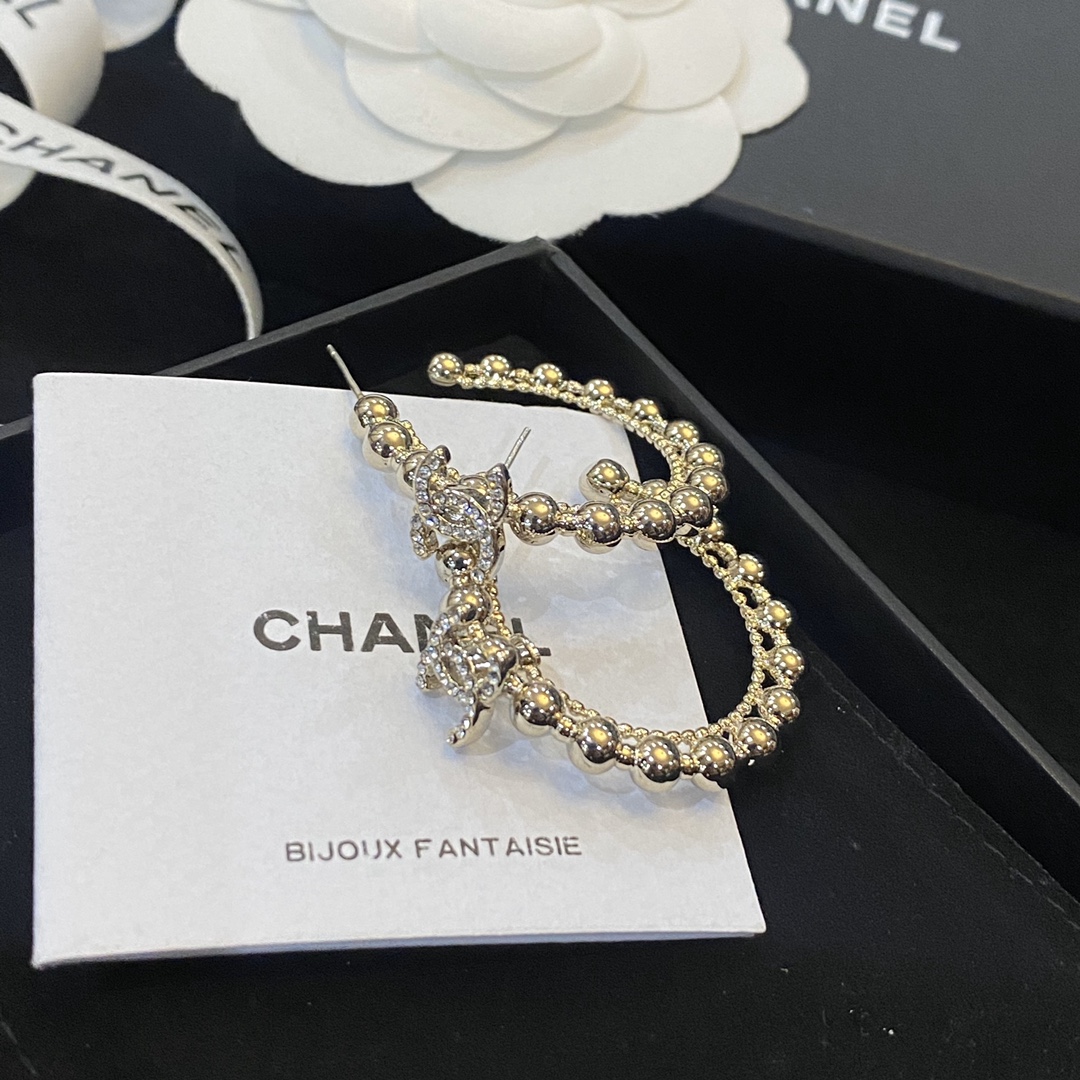 A923 Chanel earrings 109112