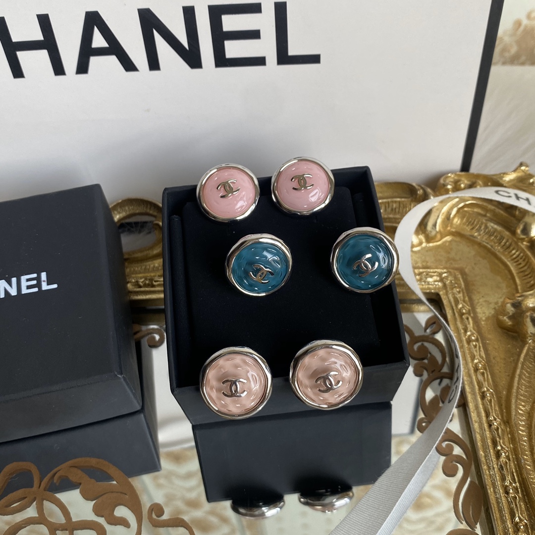 A913/A914 Chanel earrings 109050
