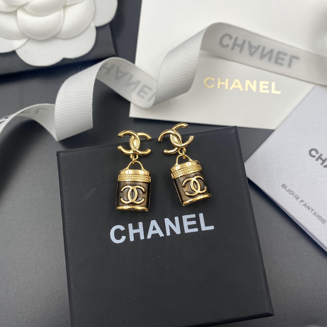 A002 Chanel earrings 108249