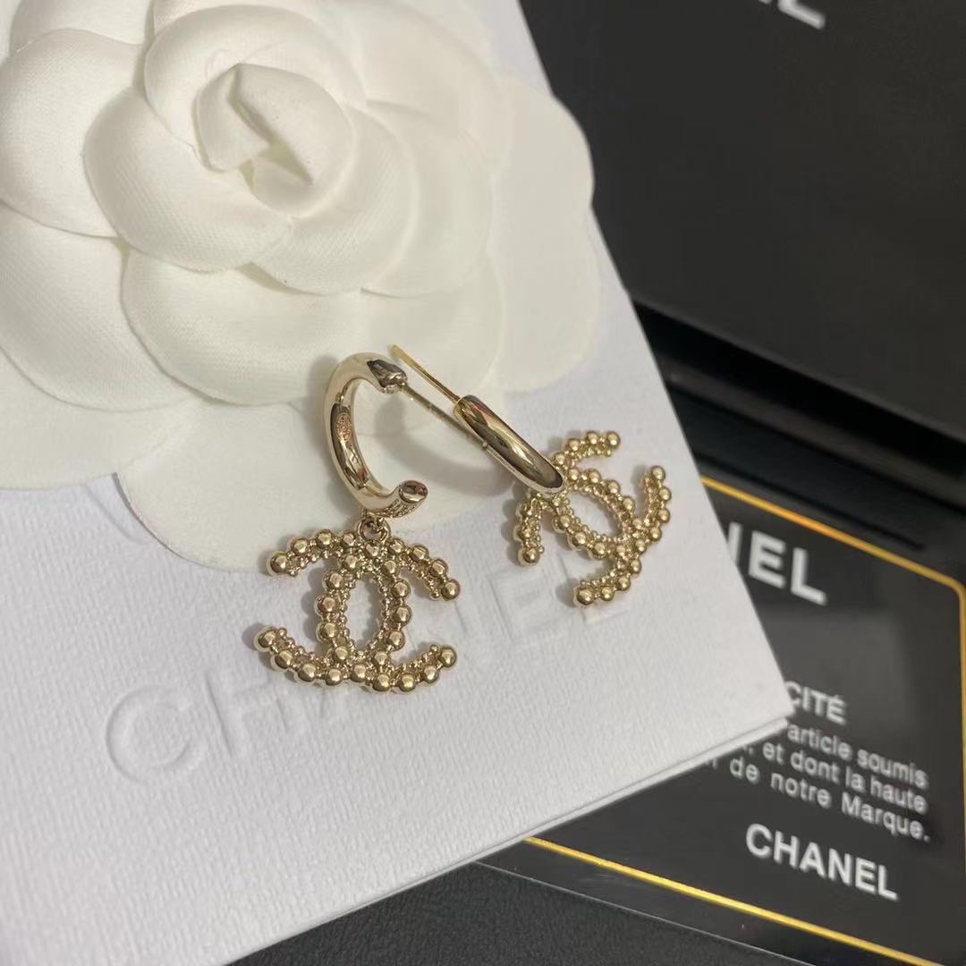 A262 Chanel earrings 109043