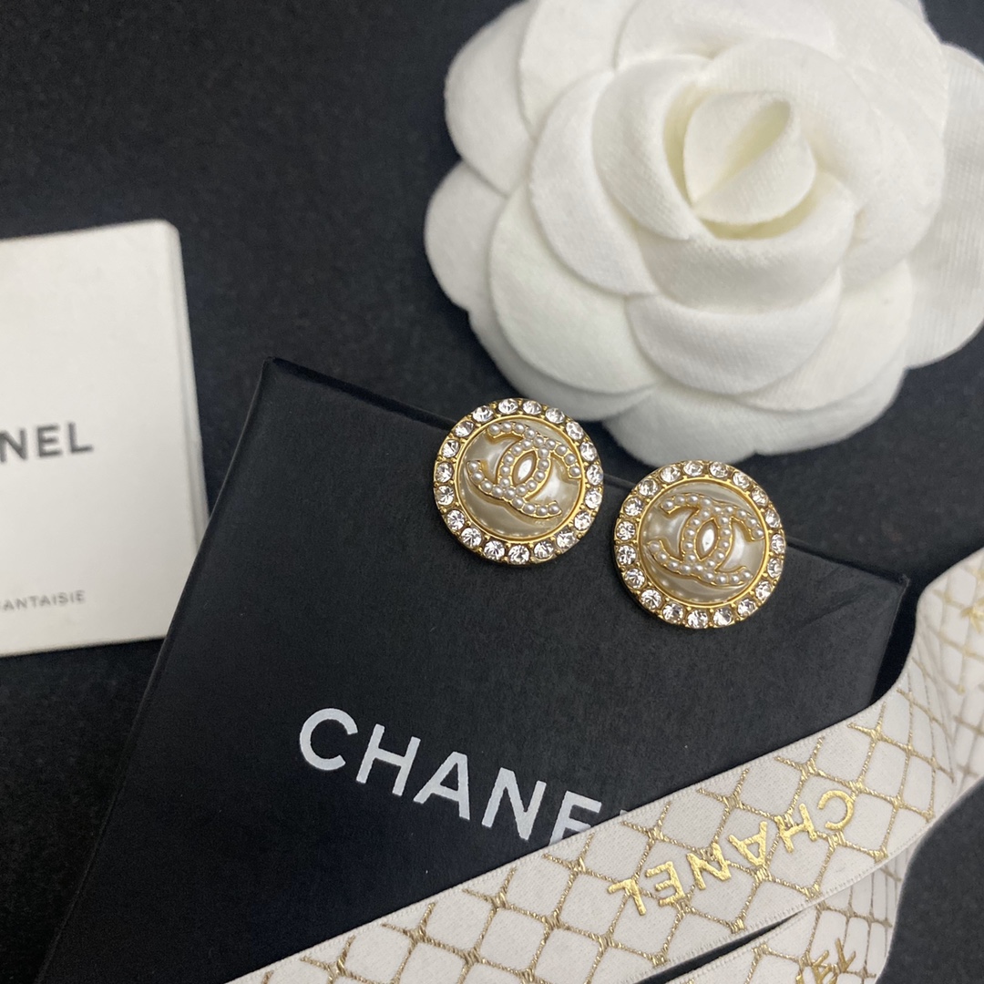A396 Chanel earrings 109031