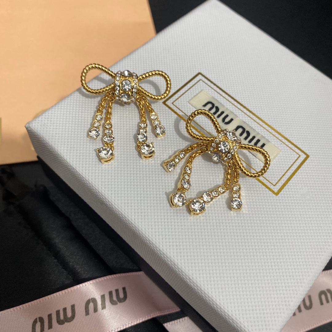 A815 miumiu earrings 109055