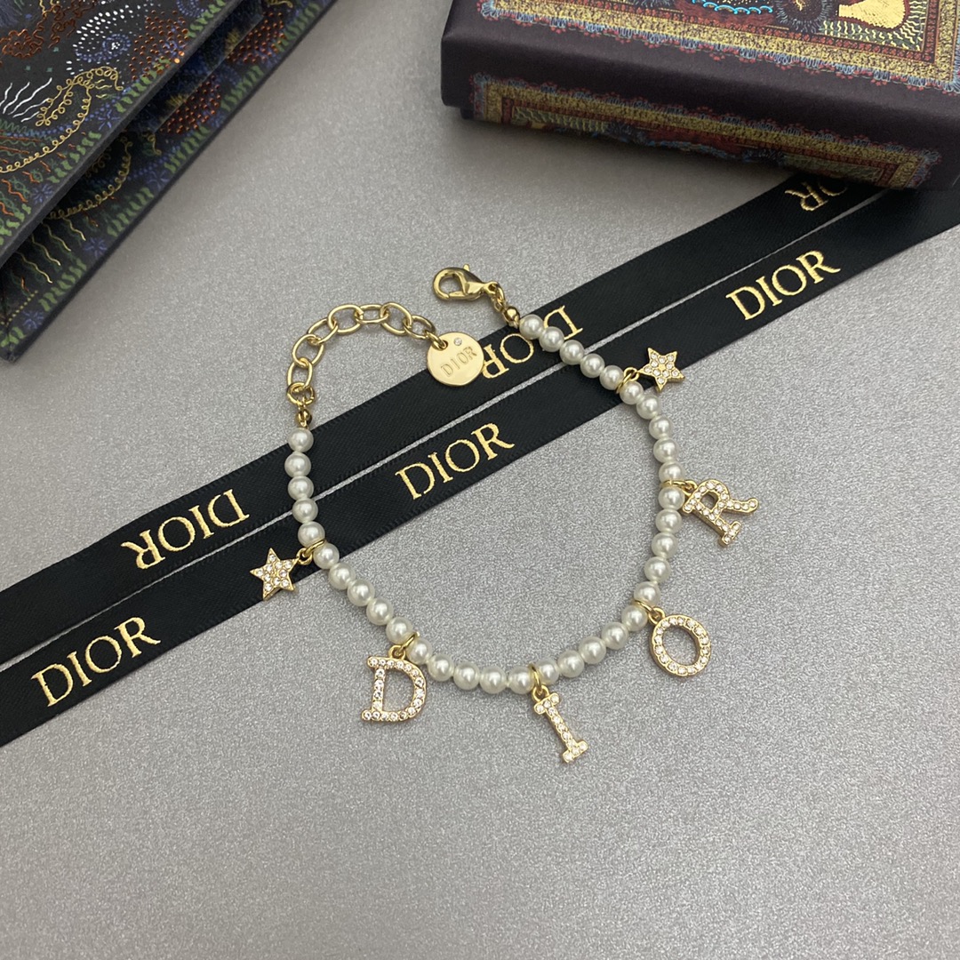 B351 Dior bracelet 106179
