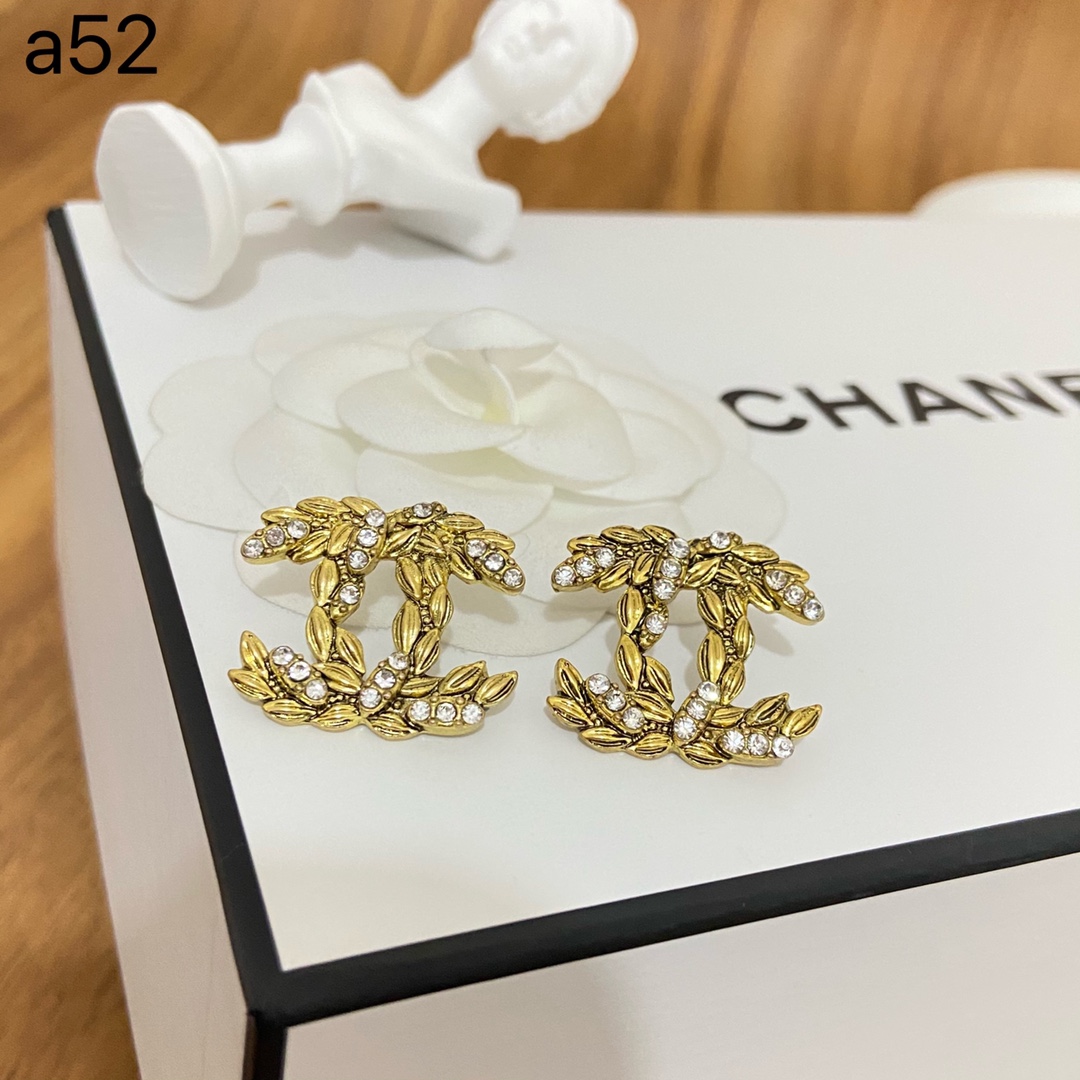 Chanel earrings 109177