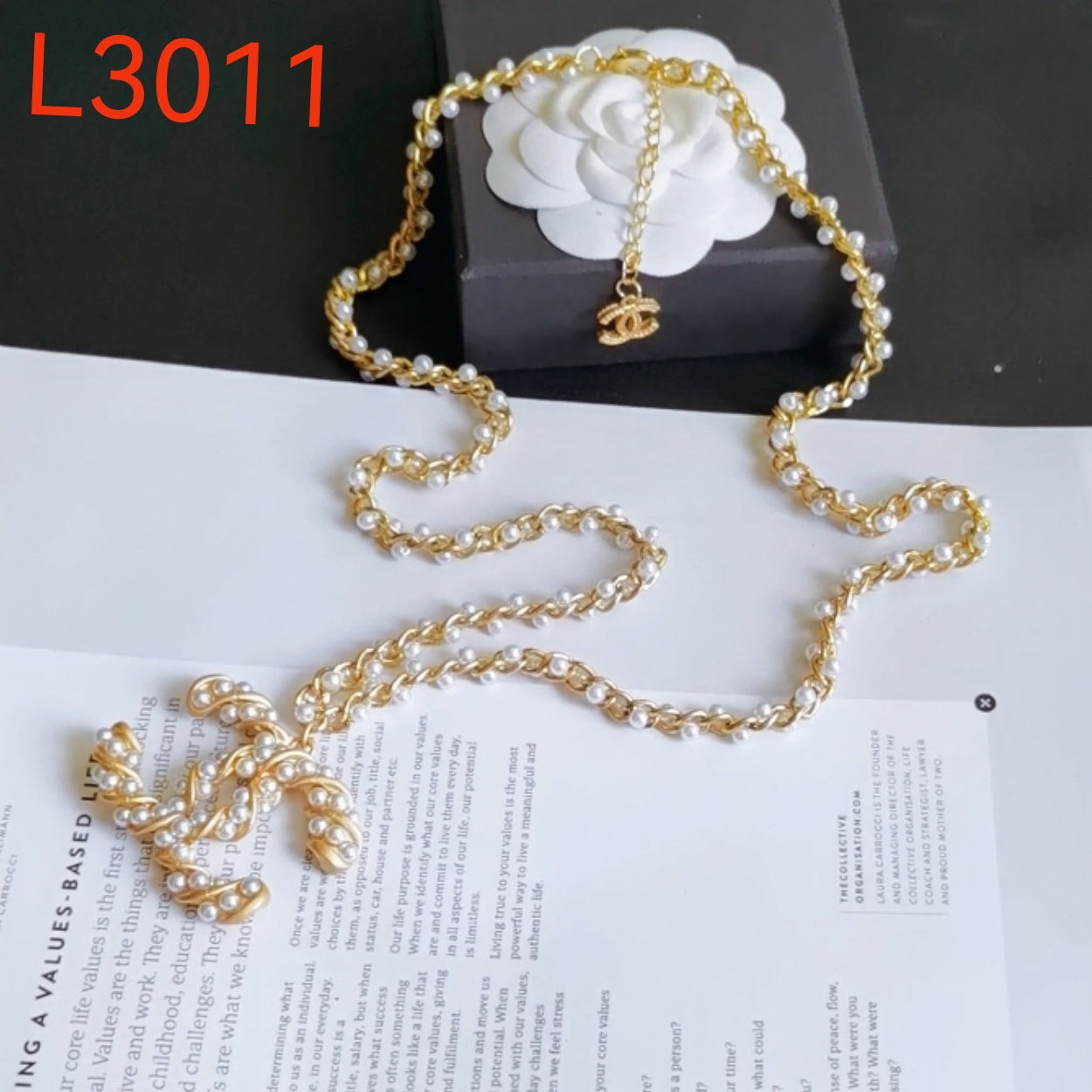 Chanel pearls necklace 109155