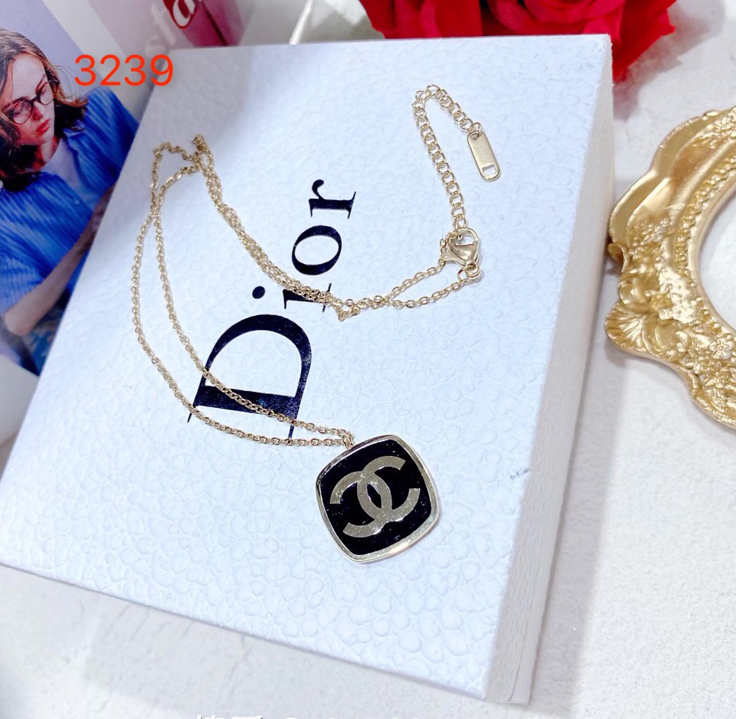 chanel necklace 109148